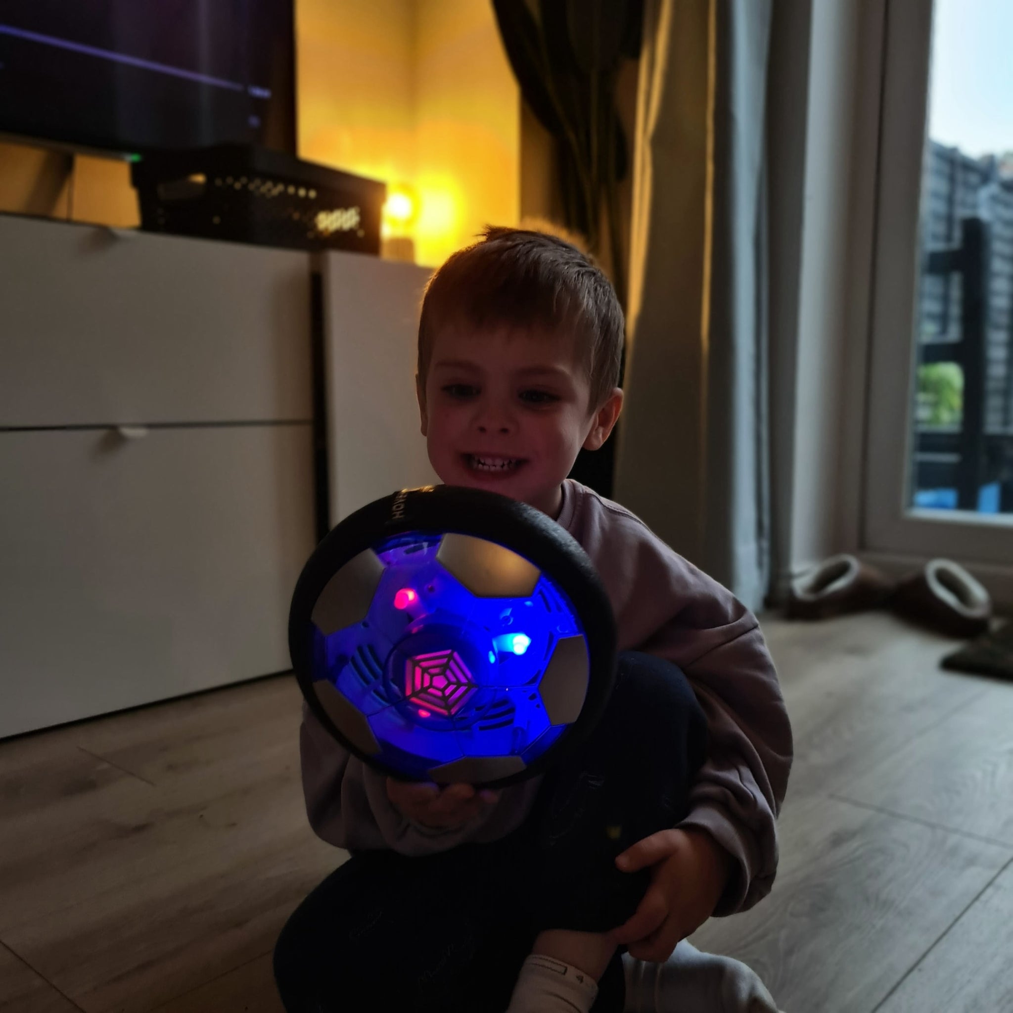 KiddoSpace™ – Hover LED Soccer Ball